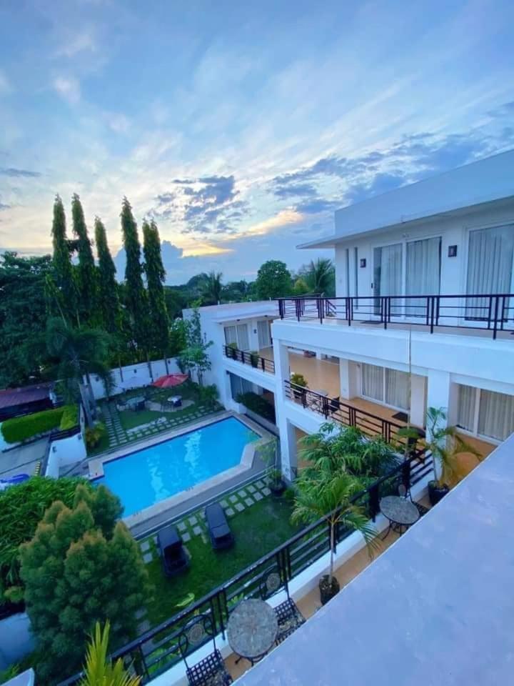Davao City Be-Ing Suites מראה חיצוני תמונה